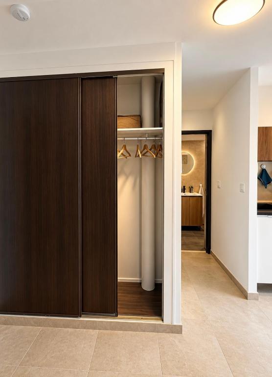 Stylish studio with balcony & parking in Metz - 5