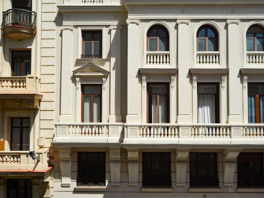 Renovated apartment near Gran Vía - 1