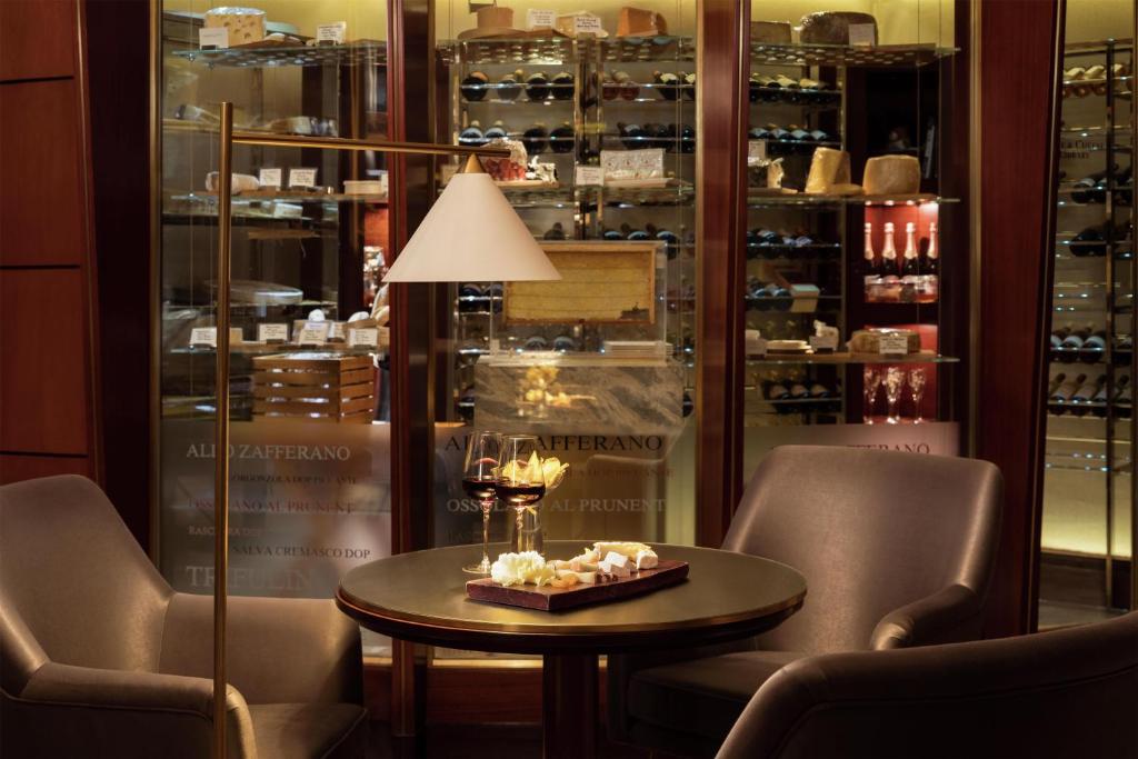 Pub/Lounge
