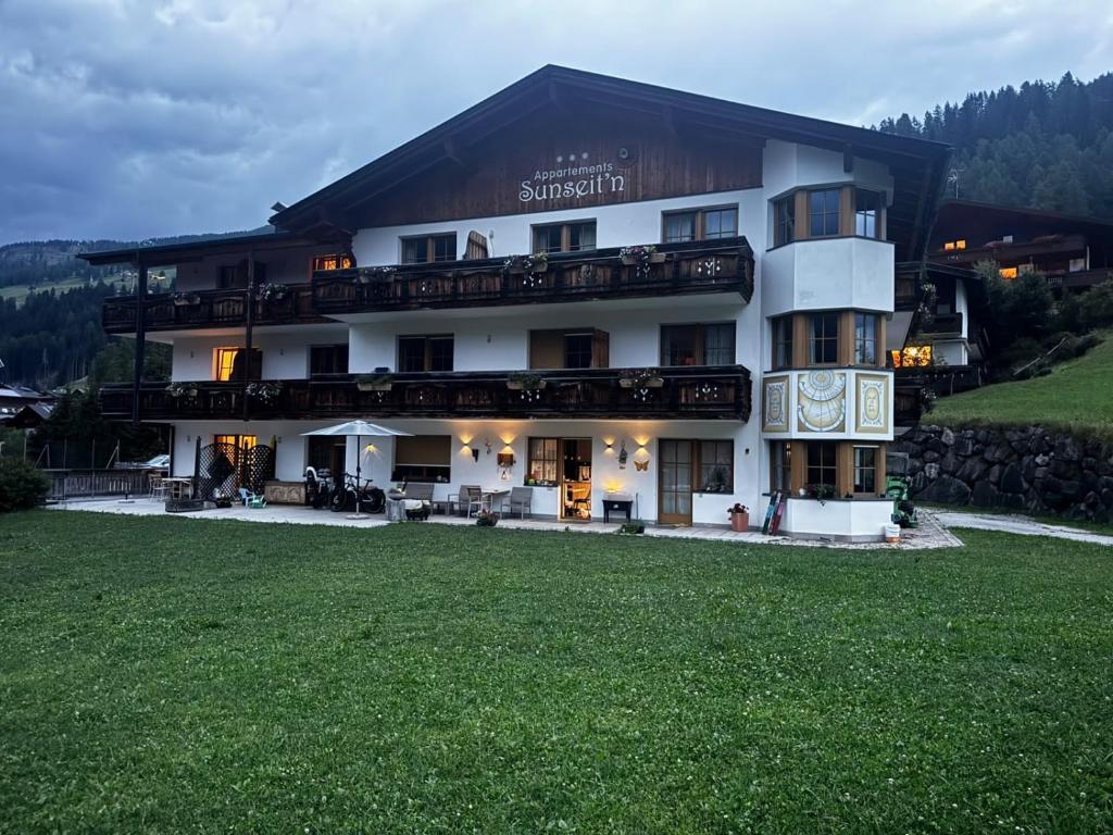 Apartments Sunseit'n - 2