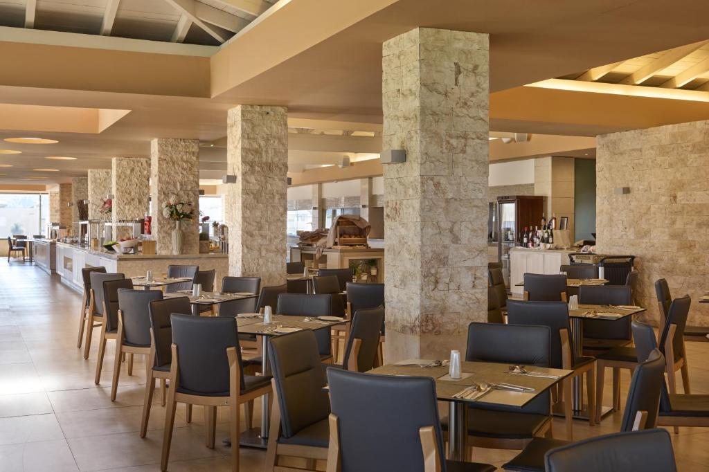 Atlantica Mikri Poli Rhodes — Kolymbia, South Aegean