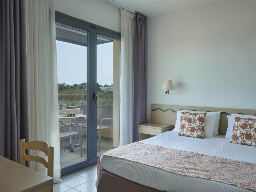 Atlantica Mikri Poli Rhodes — Kolymbia, South Aegean