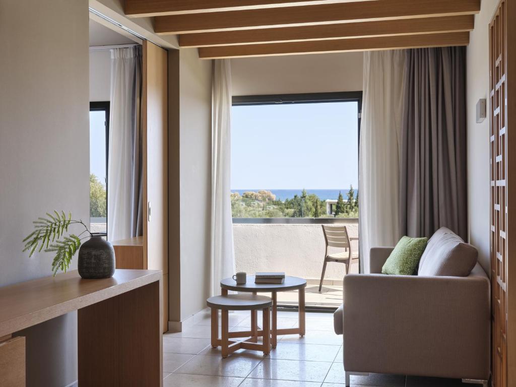 Atlantica Mikri Poli Rhodes — Kolymbia, South Aegean