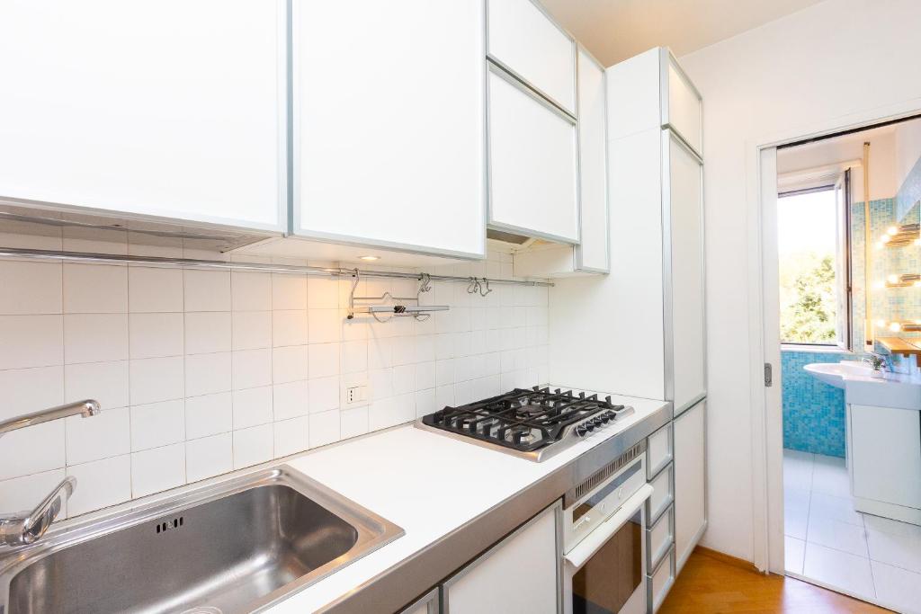 Mazzini Balcony by Rental in Rome - 4