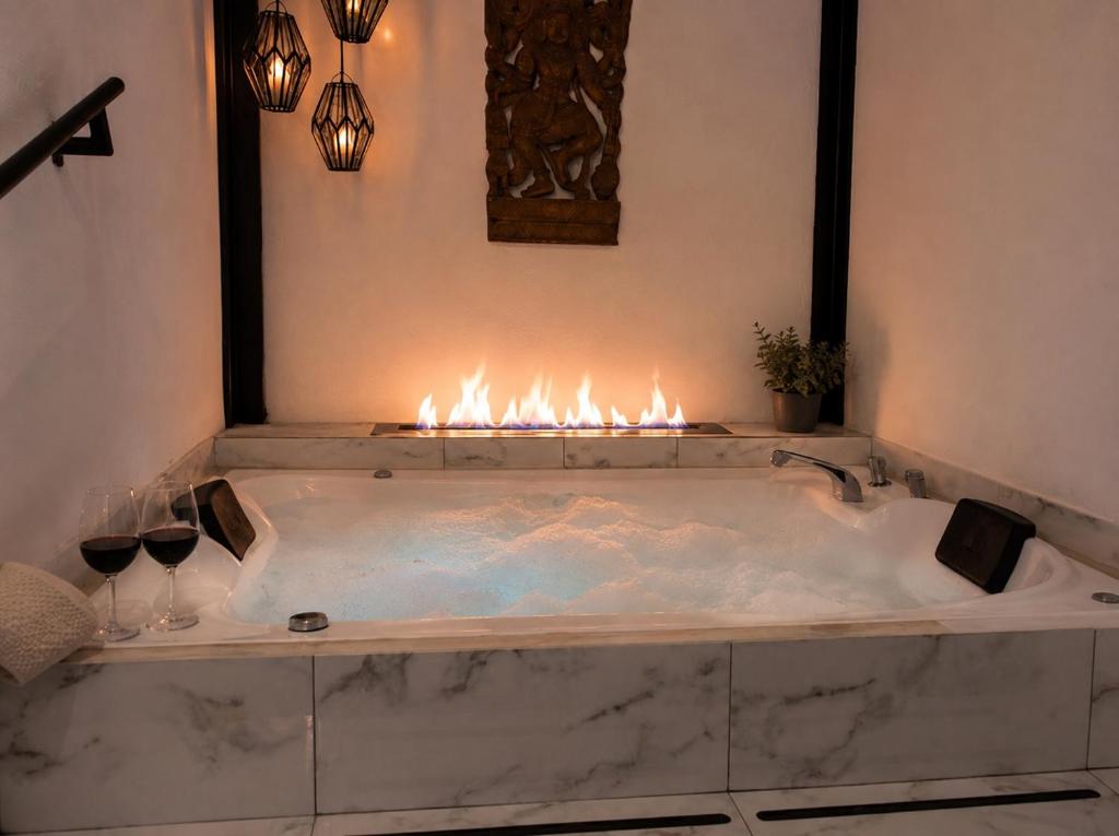 Secrect Jacuzzi Studio - 1
