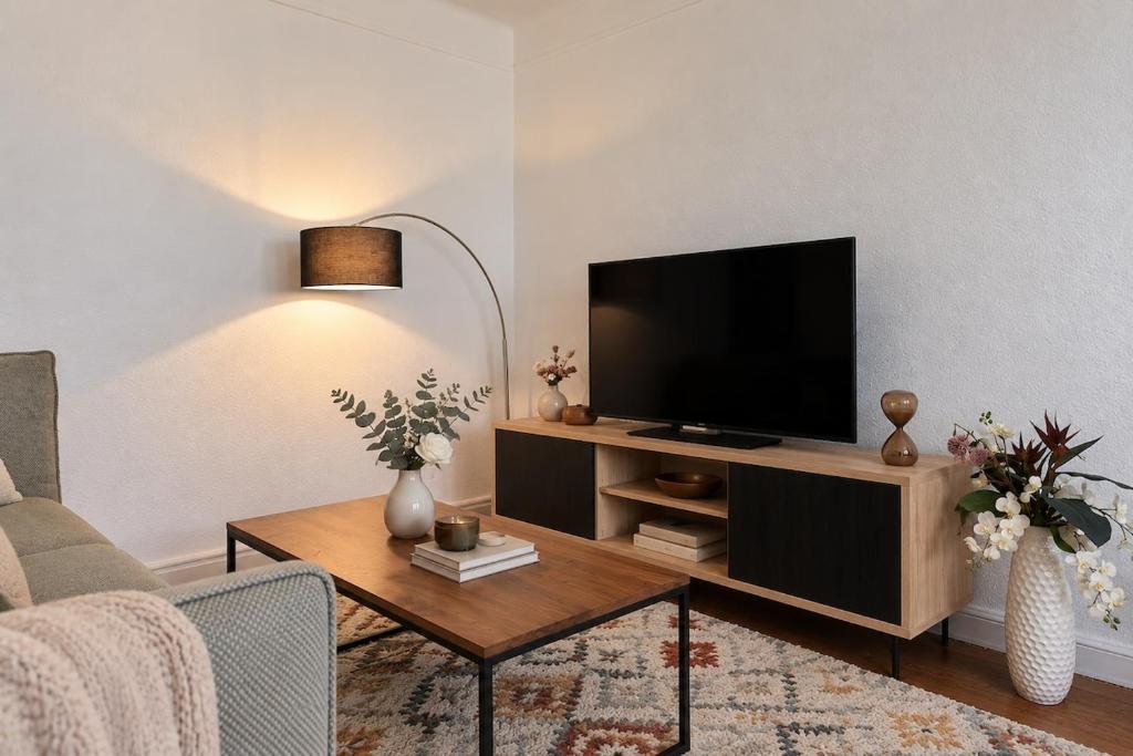 Bohemian 2 bedrooms - 1
