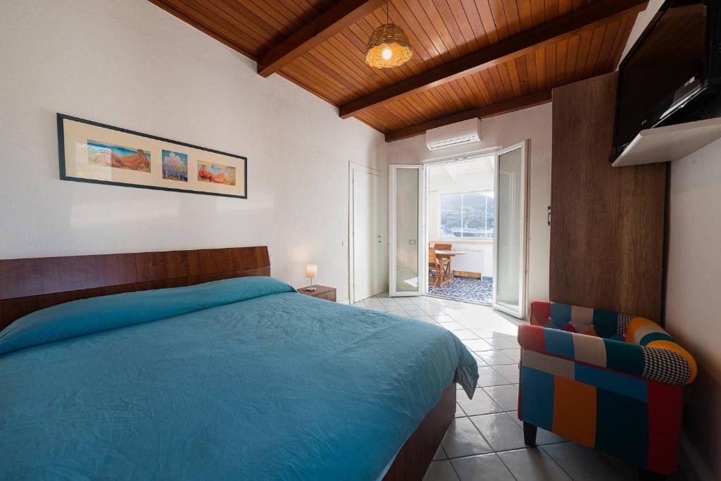 La Casa Sul Porto Ischia - 4