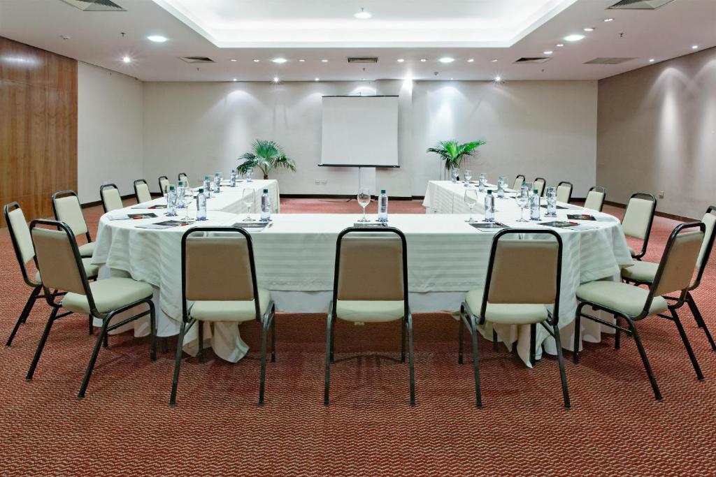 Crowne Plaza Asunción by IHG - 5
