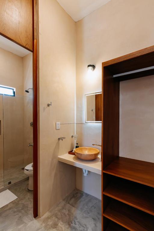 Hostik Hostal - 4