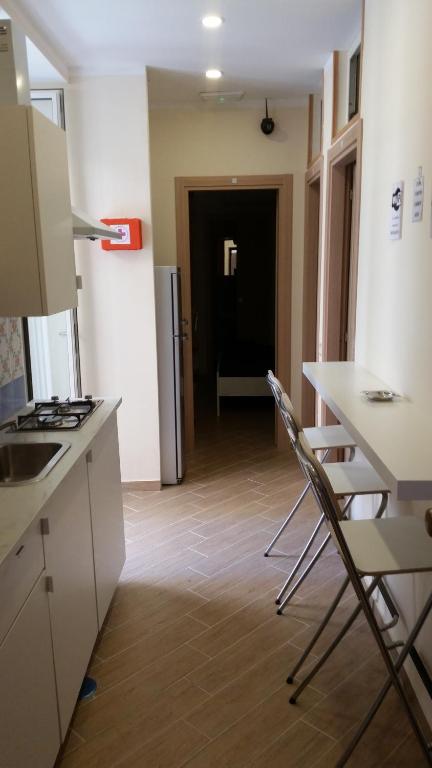 Kitchen, B&B Residenza Il castello in Naples