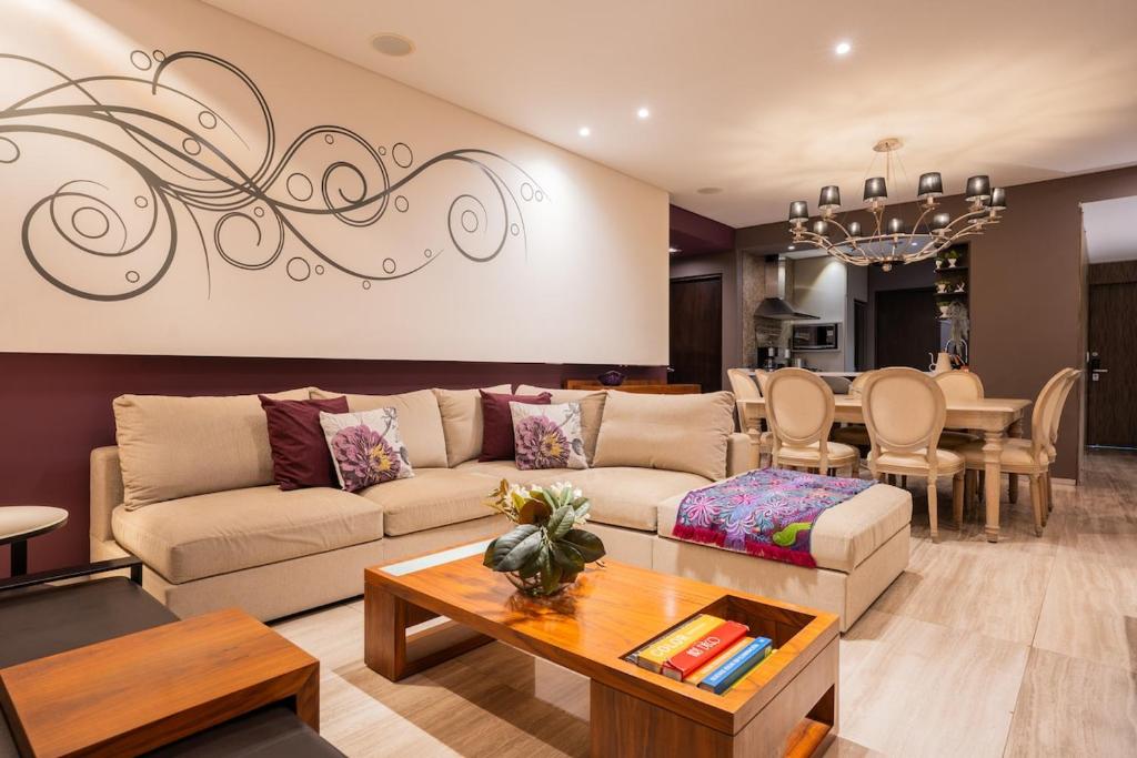 Designer 2BR in Polanco with Balcony and 24h Security - 1