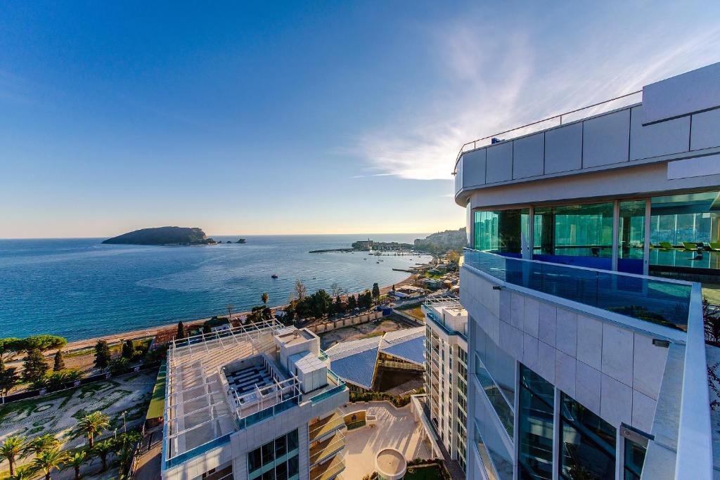Luxury Apartments Mia — Hotel in Budva