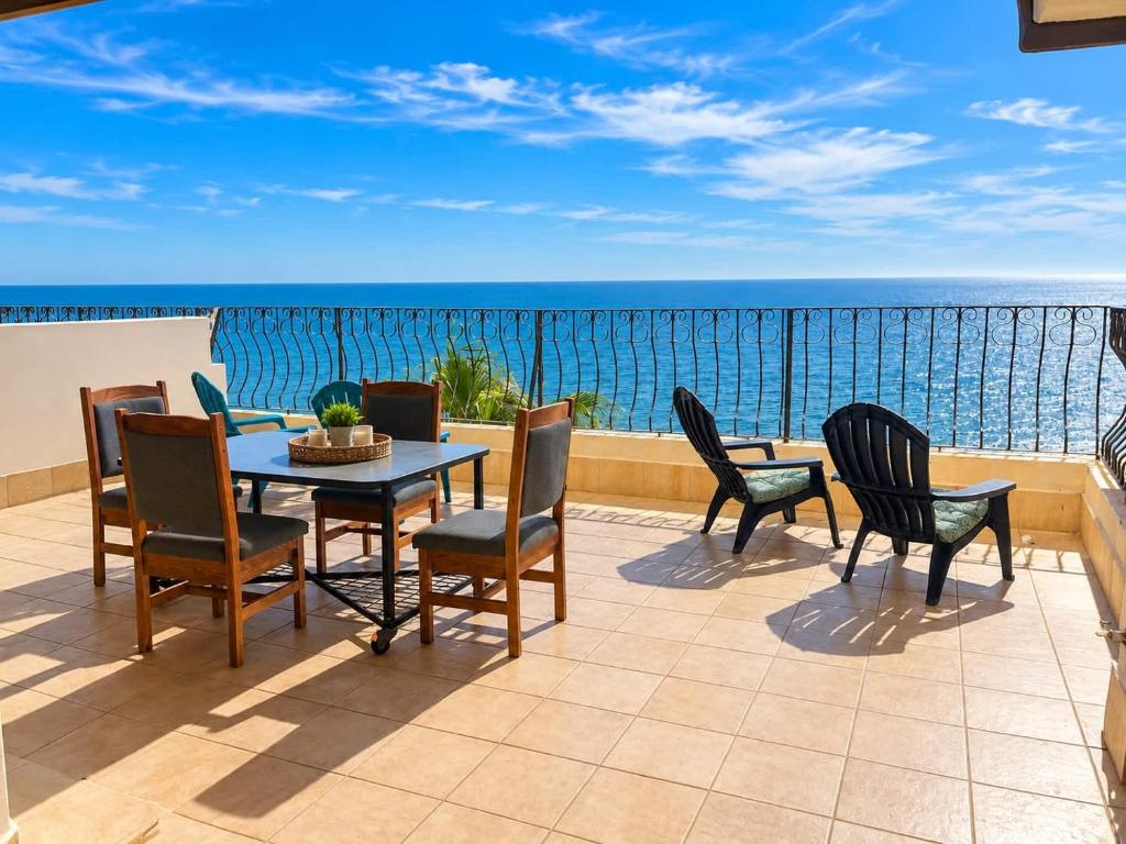 Puerto Viejo C3 Waterfront 3BR on the Malecon - 3