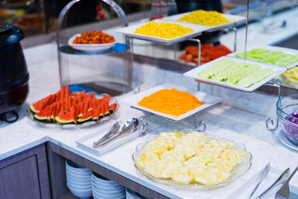 อาหารและเครื่องดื่ม