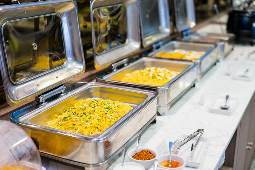 อาหารและเครื่องดื่ม