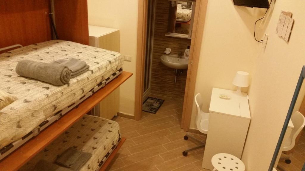 Single Room, B&B Residenza Il castello in Naples