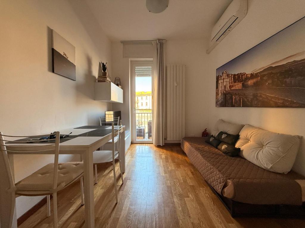 Central quiet flat Free Parking - 2