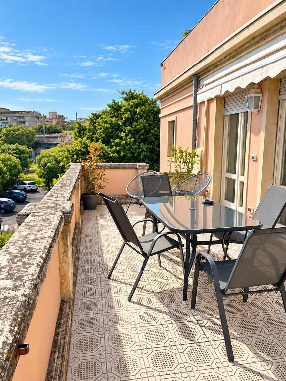 Ulisse Six House - 1