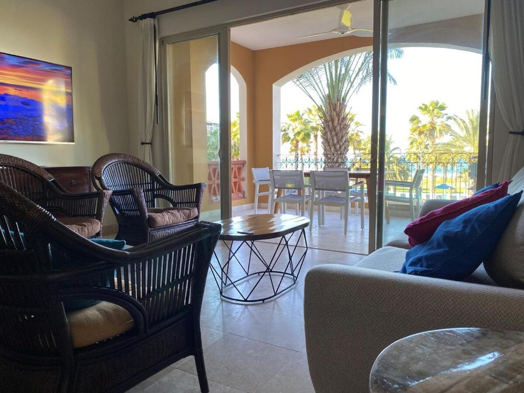 Ocean Views, Beachfront Resort, Pool & Golf - 1