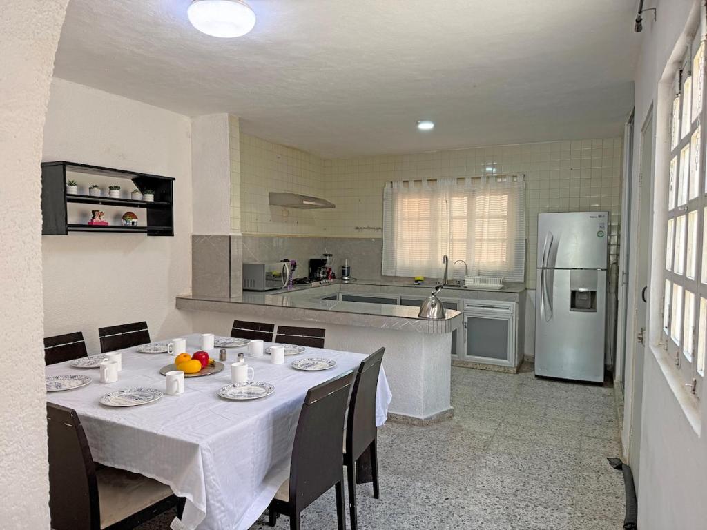 Family home, 3 bedrooms with bathroom for 8 people - 2