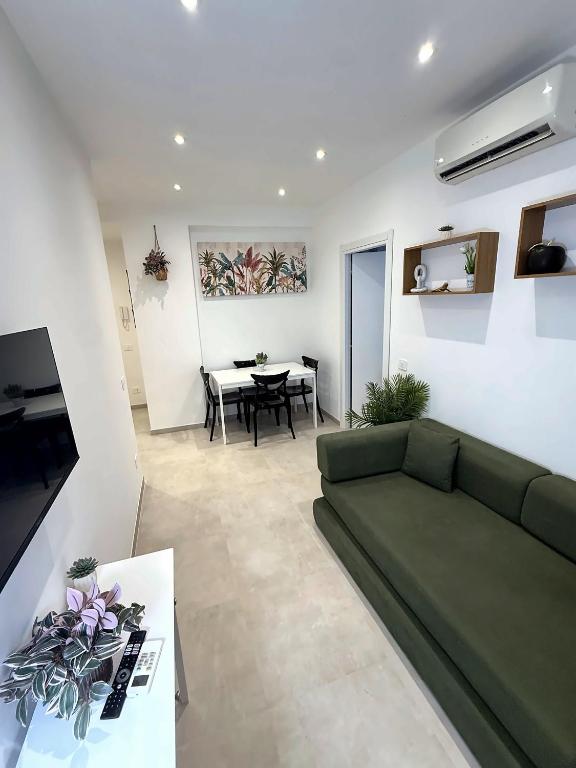Roman Flora House - 2