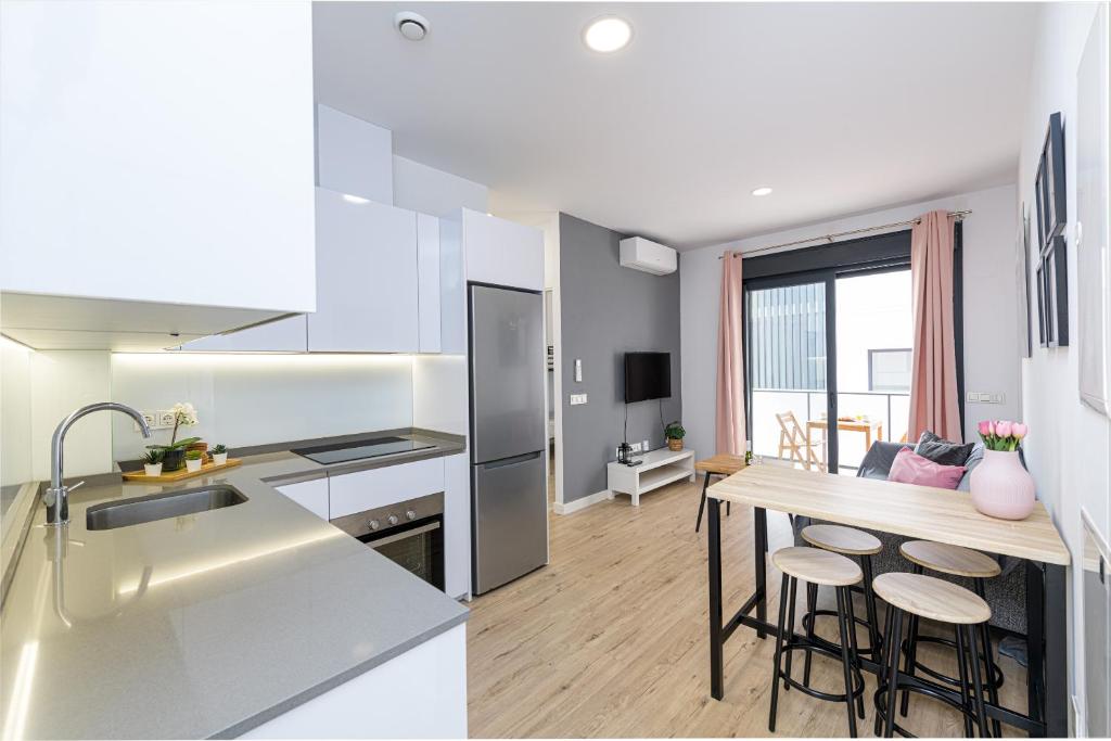 WintowinRentals Home Sweet Boliches 2 Bedrooms with Terrace near the Beach - 2