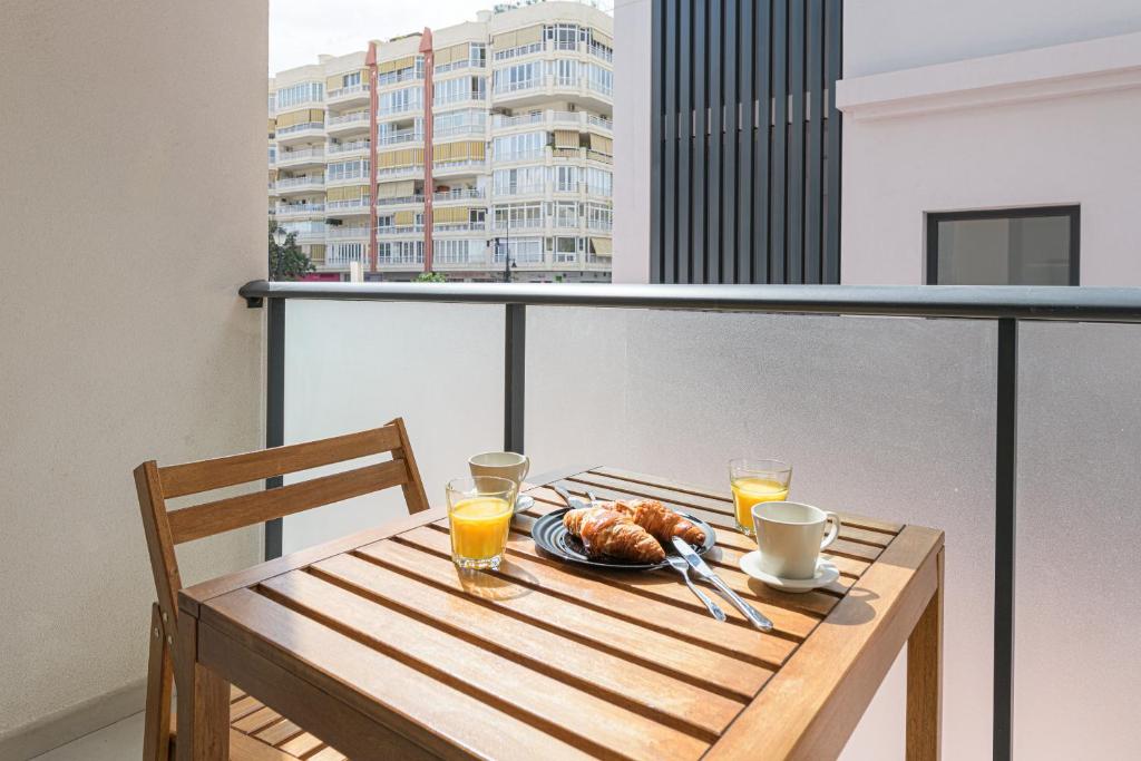 WintowinRentals Home Sweet Boliches 2 Bedrooms with Terrace near the Beach - 1