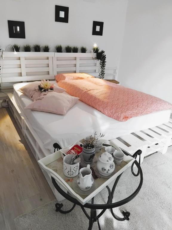 Mirella's House - 2