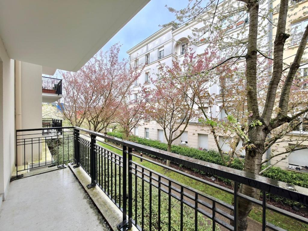 Disneyland Family Retreat Balcony Free Parking - 4