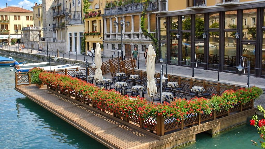 BookingPeschiera del Garda - 2