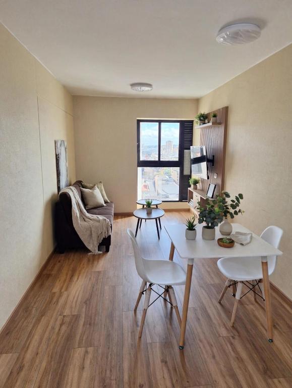 Edificio Pietra DAvanti- 16th floor - The highest and brightest - 1