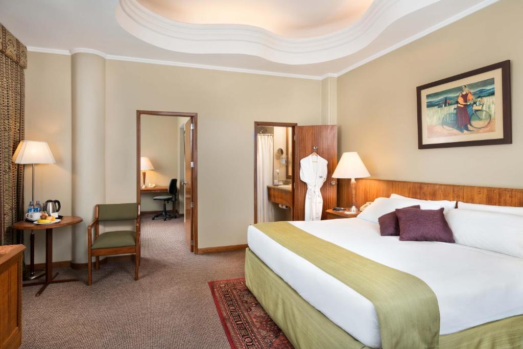 Hotel Palace Guayaquil photo