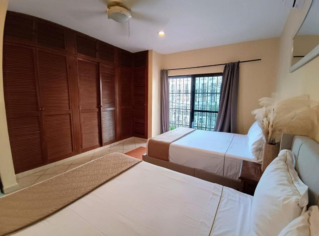 Caribbean Family Escape 2BR Close 5th av and Beach Rooftop hotel - 4