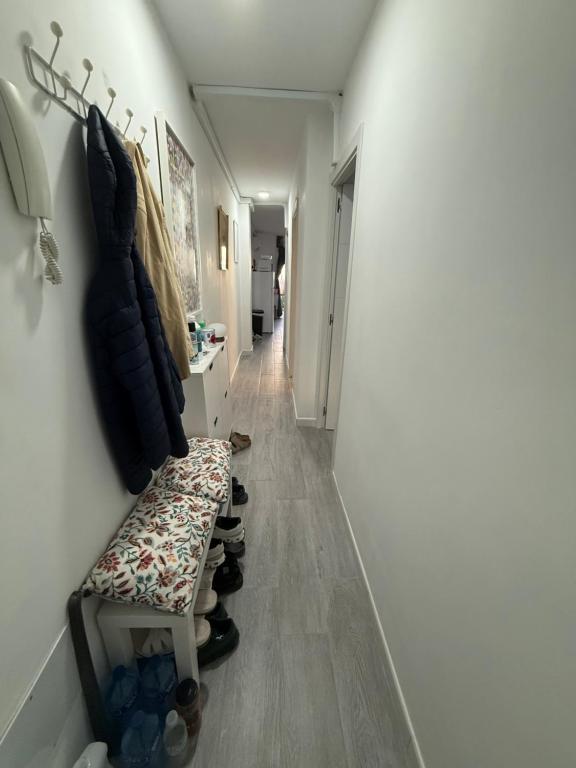 2bed apt close to torremolinos station and beach - 3