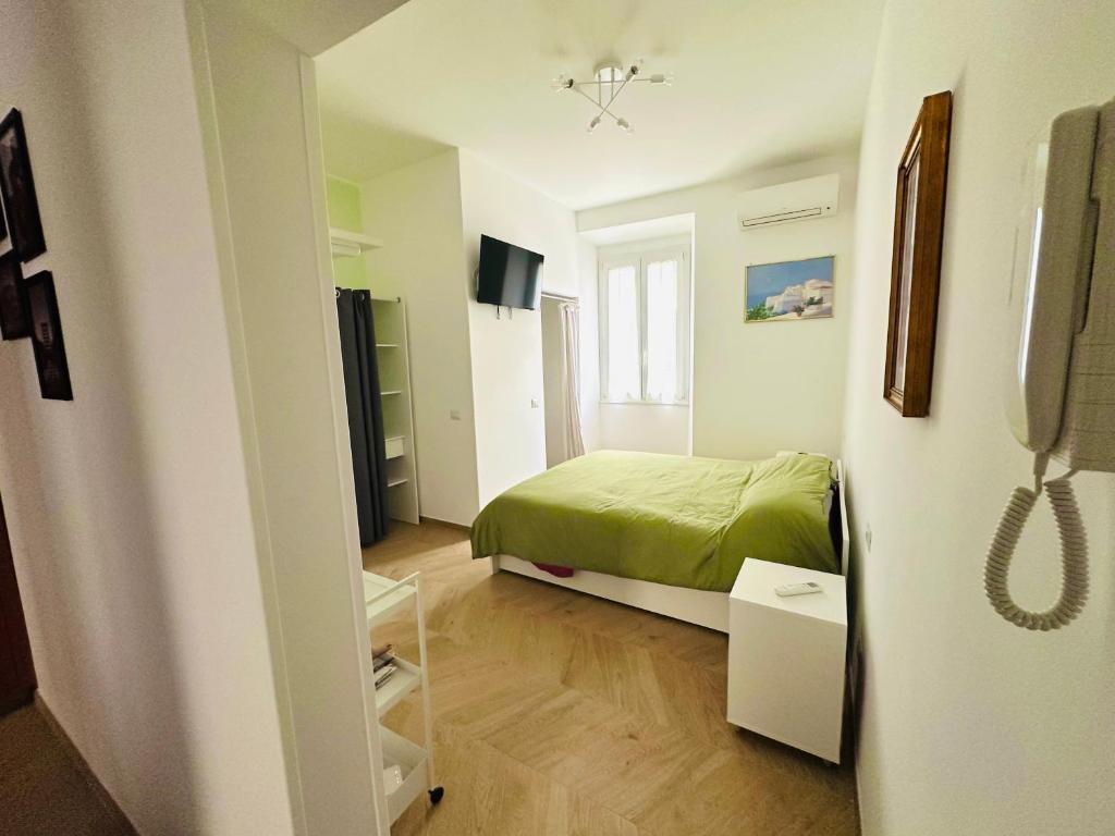 New apartment on the way to Metro C Colosseum - 1