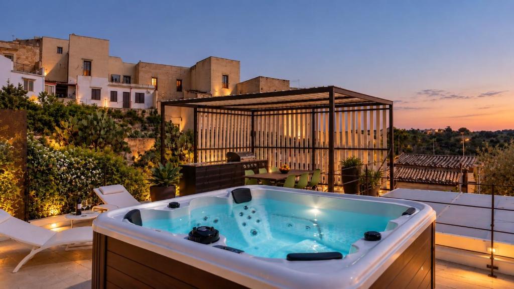 MiCasa Jacuzzi Rooftop SicilyMyHome - 2