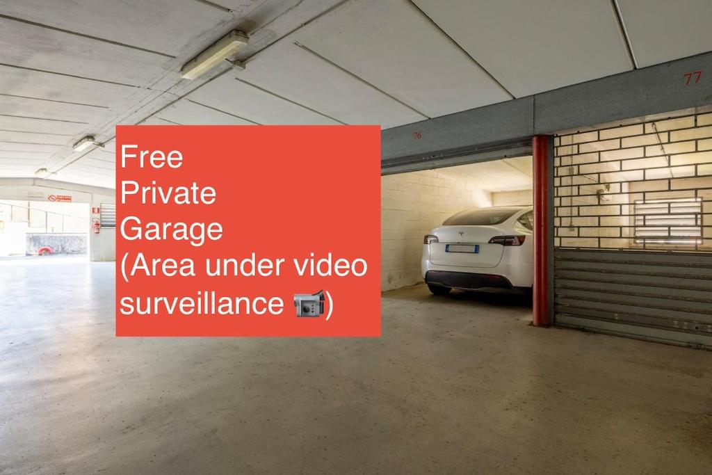 Free Private garage 400m from sea -Air conditioning - 4