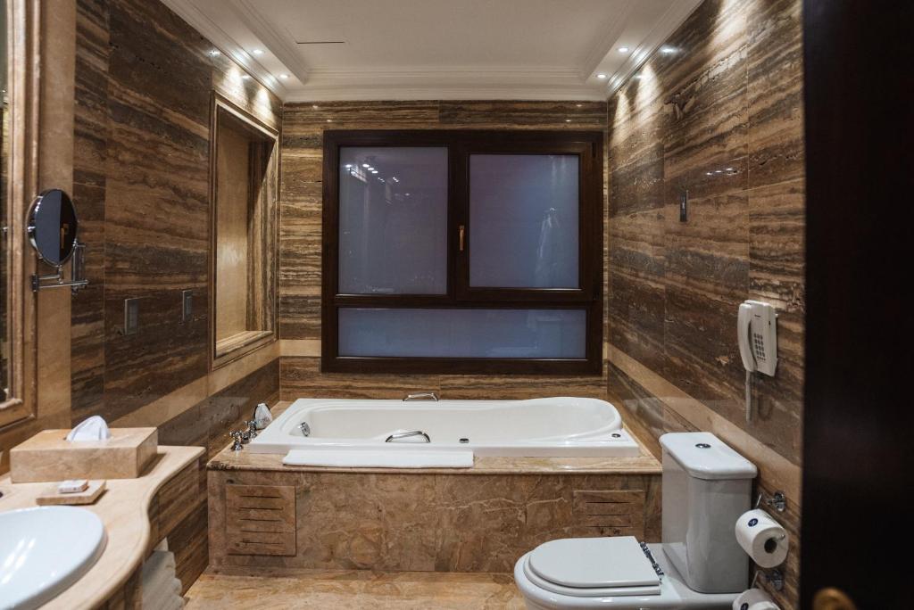 Nino Hotel Boutique - 3