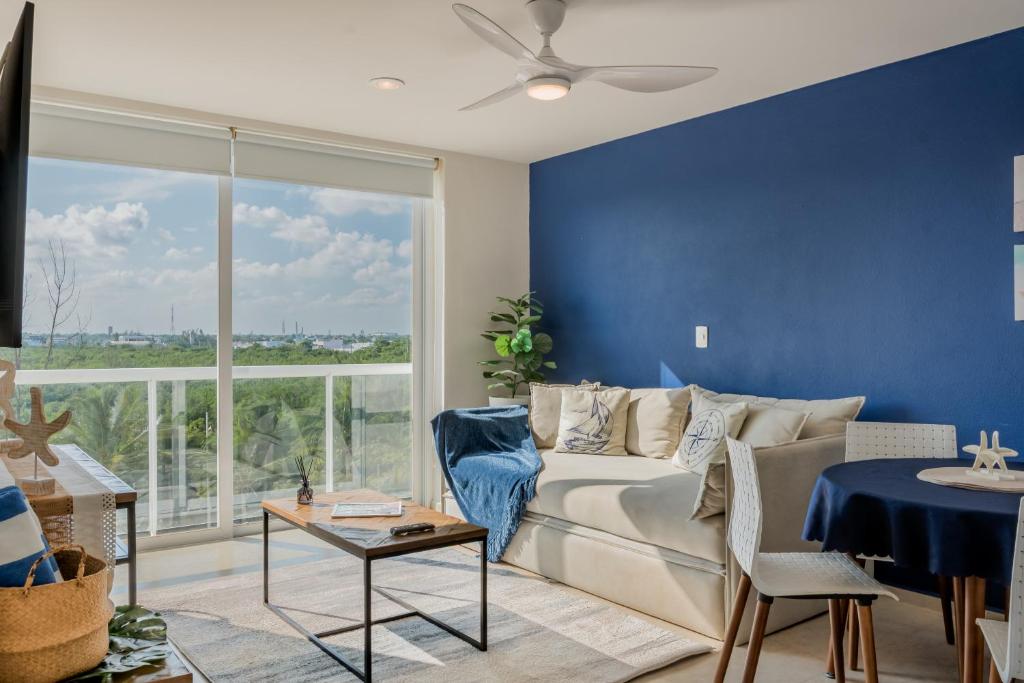 NAUTICA Beachfront 1 BDR with pool by Casa Paraiso - 1