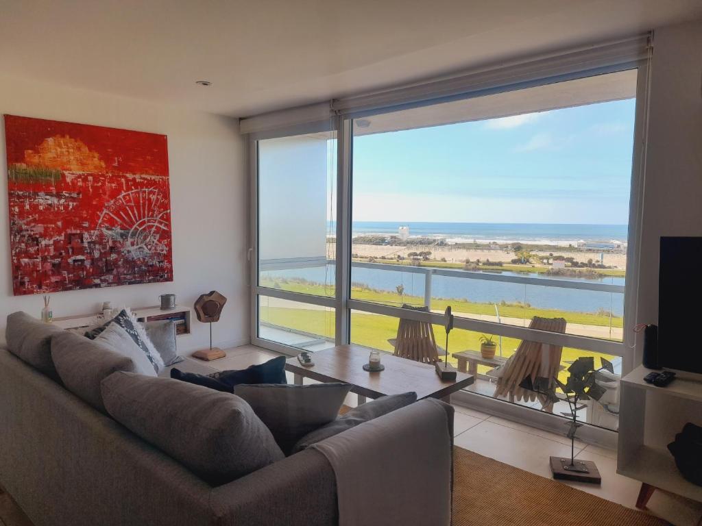 Puente - Departamento Frente al Mar - NO APTO JÓVENES Y RESERVA CON DEPÓSITO - 1