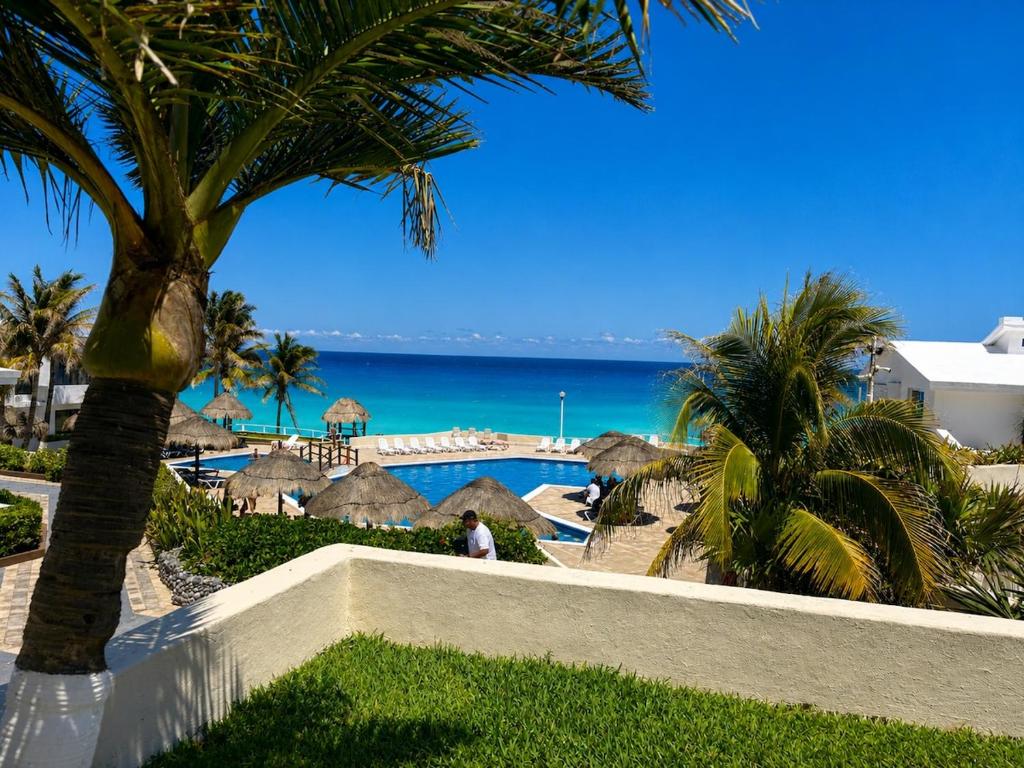 Ocean view, nice beachfront apartment 4107 - 5
