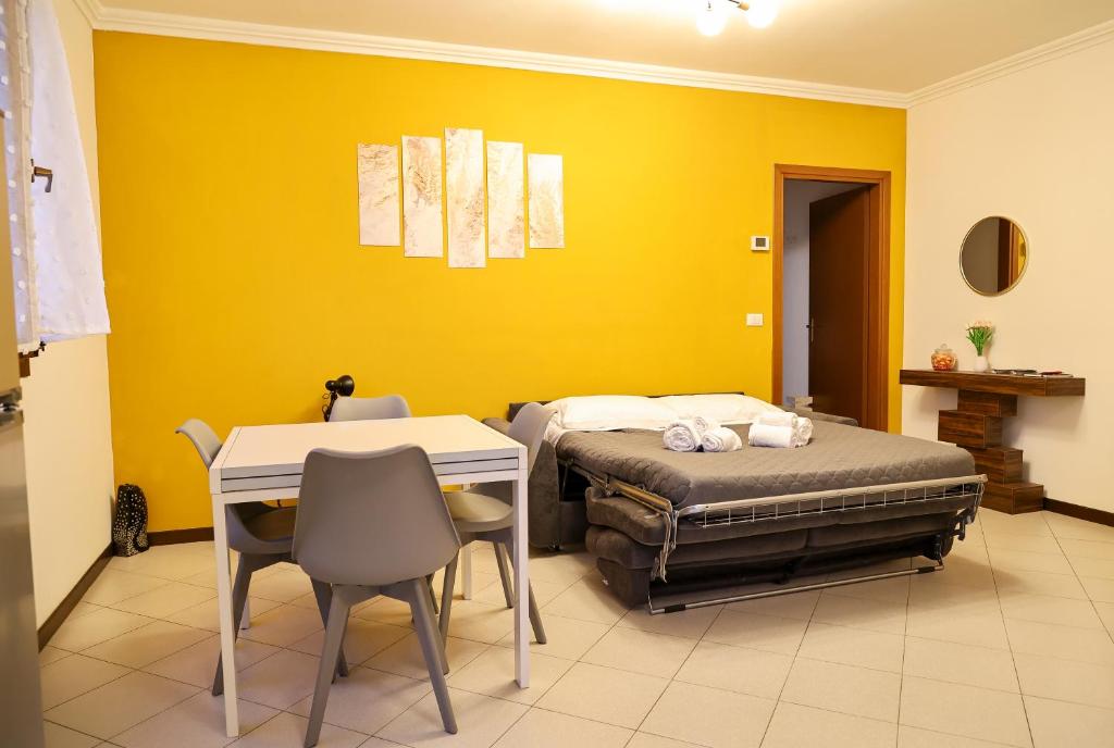 L'Angolo di Sissi - Arcoveggio Apartment - 5