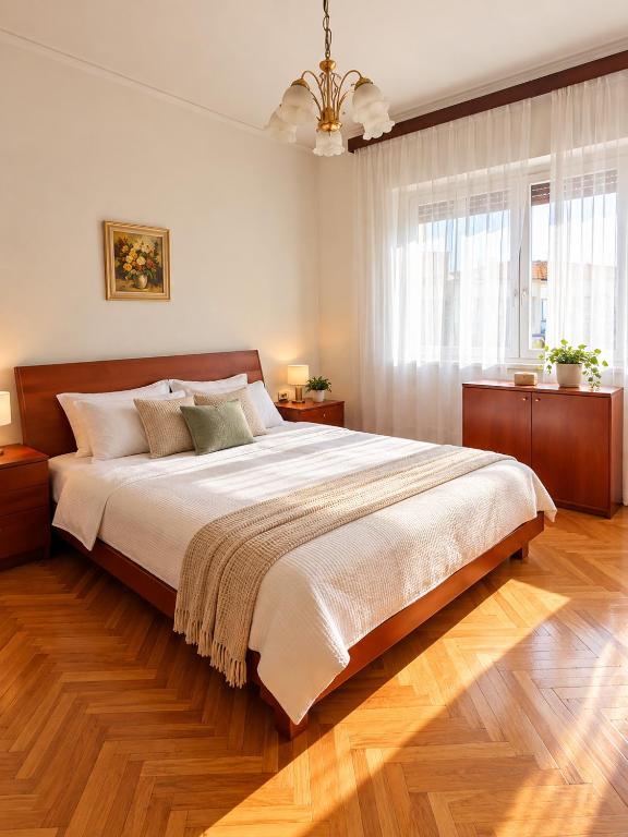 Trieste Moments - Casa Fina Apartment - Teatro Bobbio - 2
