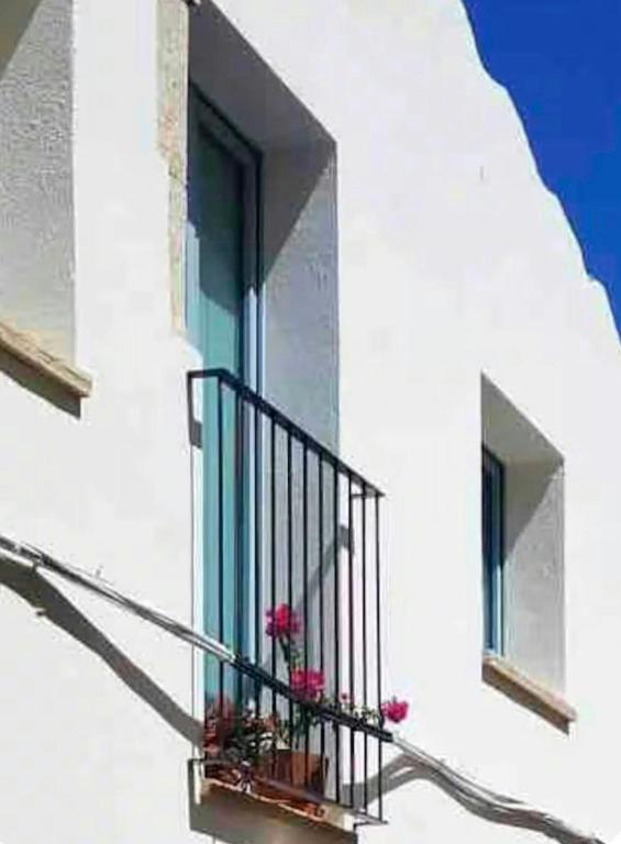 Restored fisherman's house in l'Escala - 3