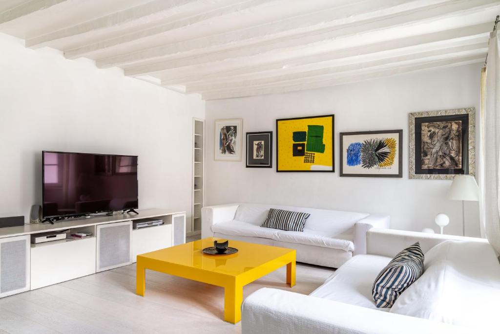 Luxury 350 Sq Mt flat with Terrace central Trieste - 3