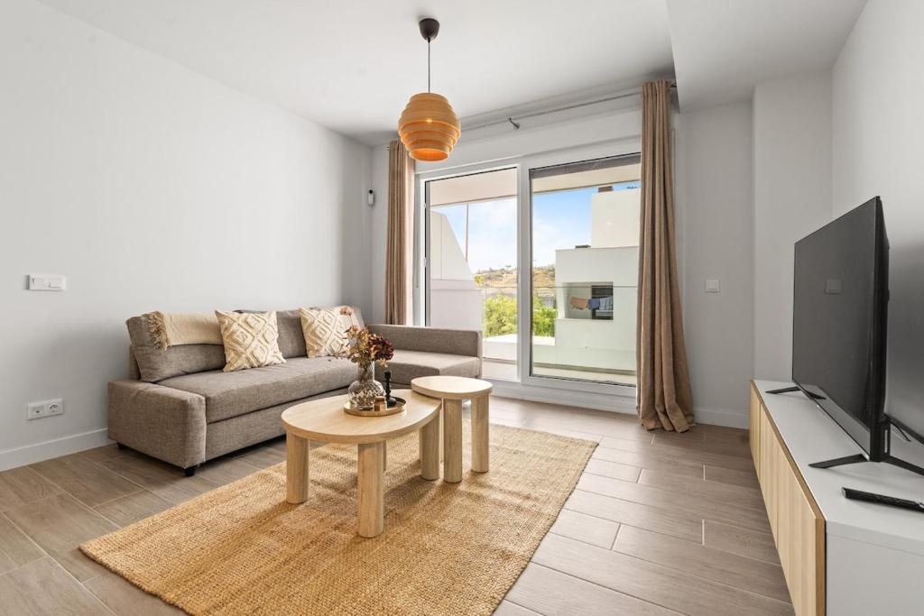 Modern 2 Bedroom Apartment in Estepona RDR591 - 5