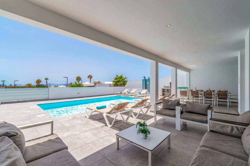 Villa Aqualava 2 by Villa Plus - 4