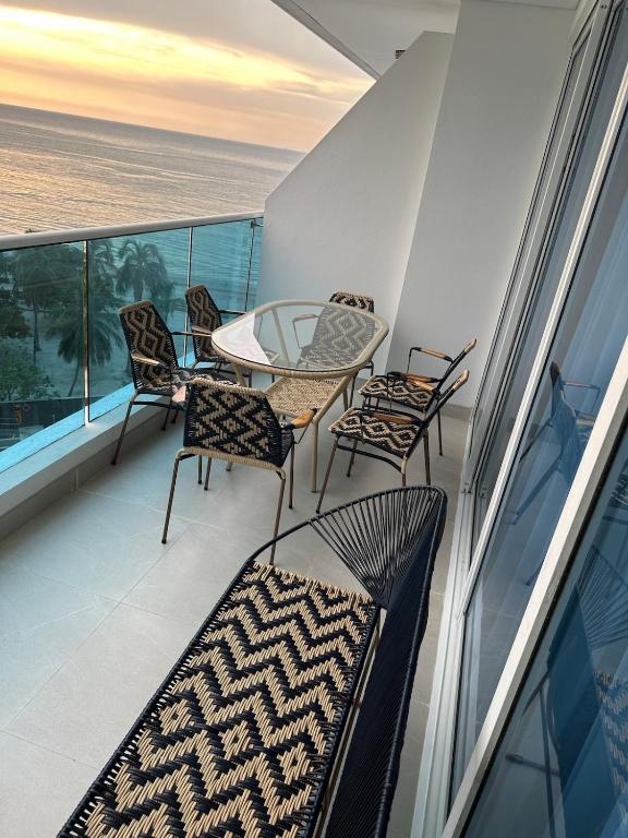 Spectacular Apartment on the Beachfront - 1