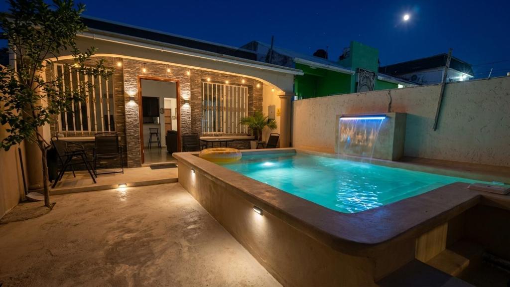 CasaCOCO28 - Residencia Familiar con ALBERCA Privada y gran UBICACION - 4