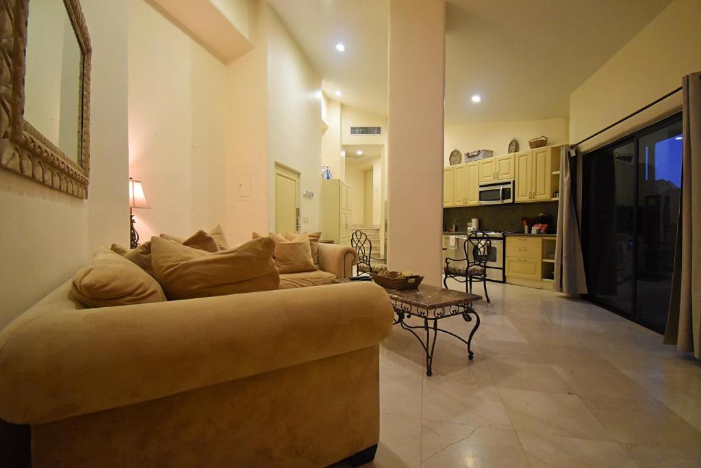 Beautiful PH, Private Beach,3 Beds,5 mins from CSL - 5